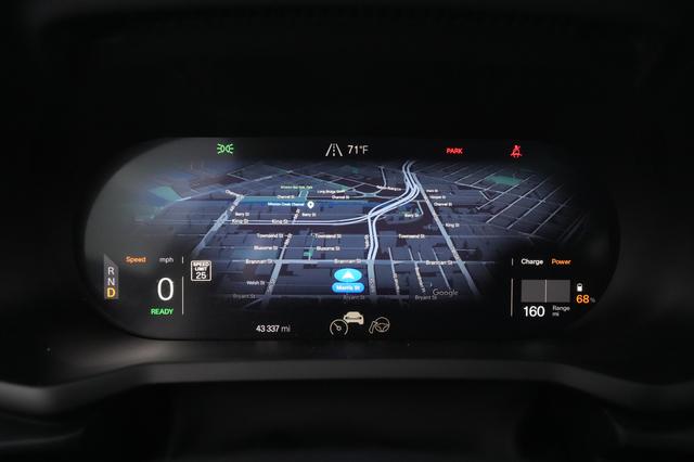 2021 Polestar 2 — photo 5 of 39
