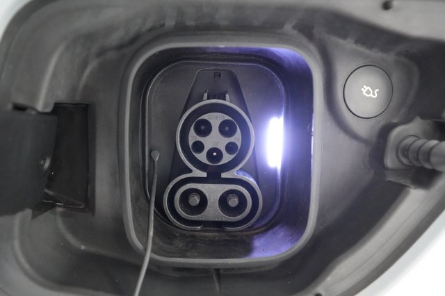 2021 Polestar 2 — photo 24 of 39