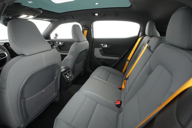 2021 Polestar 2 — photo 18 of 39