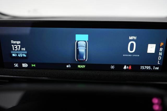 2023 Ford Mustang Mach-E — photo 5 of 24