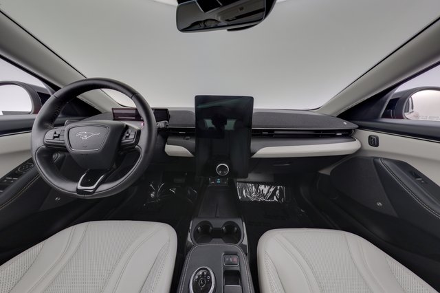 2023 Ford Mustang Mach-E — photo 21 of 24