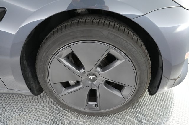 2023 Tesla Model 3 — photo 13 of 22