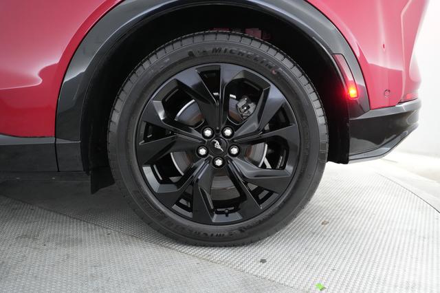 2023 Ford Mustang Mach-E — photo 7 of 21