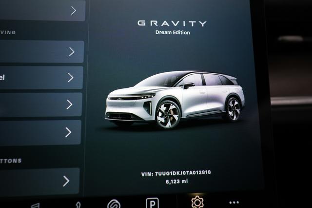 2026 Lucid Gravity — photo 5 of 23