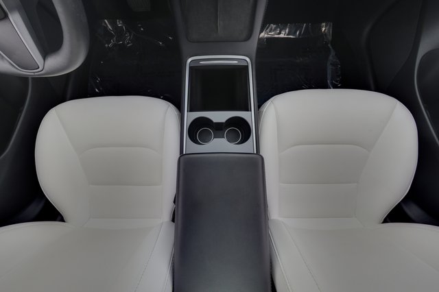 2023 Tesla Model 3 — photo 22 of 24