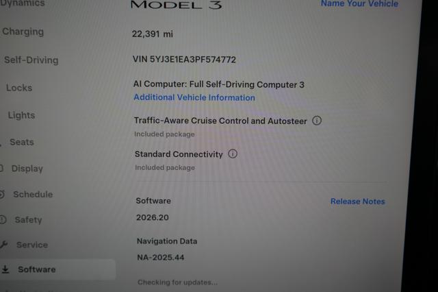 2023 Tesla Model 3 — photo 5 of 28
