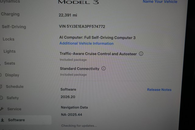 2023 Tesla Model 3 — photo 5 of 28