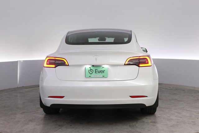 2023 Tesla Model 3 — photo 12 of 28