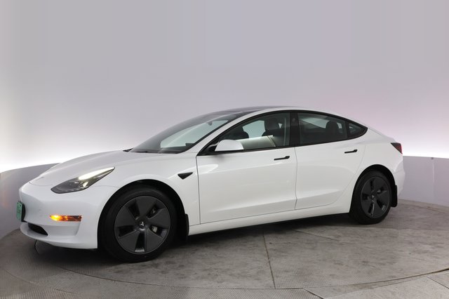 2023 Tesla Model 3 — photo 14 of 28