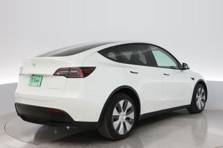 2023 Tesla Model Y — photo 2 of 23
