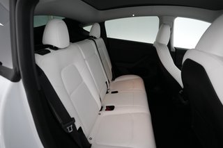 2023 Tesla Model Y — photo 4 of 23