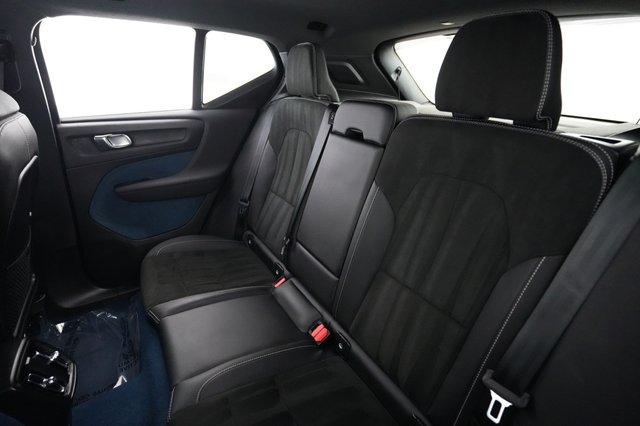 2023 Volvo XC40 Recharge — photo 19 of 22