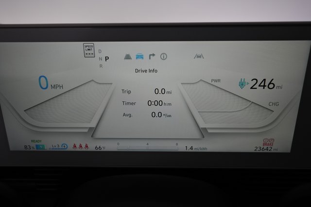 2024 Hyundai IONIQ 5 — photo 5 of 21