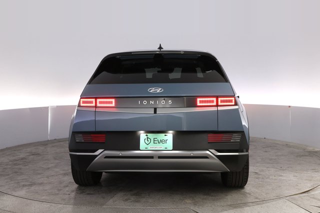 2024 Hyundai IONIQ 5 — photo 12 of 21
