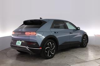 2024 Hyundai IONIQ 5 — photo 2 of 21