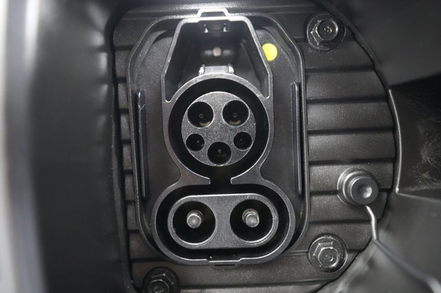 2024 Hyundai IONIQ 6 — photo 8 of 23