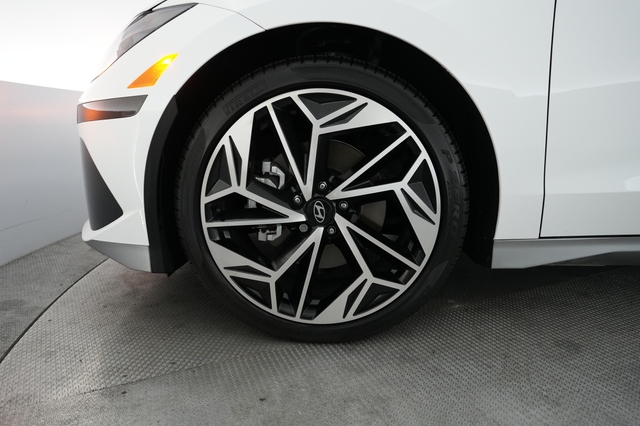 2024 Hyundai IONIQ 6