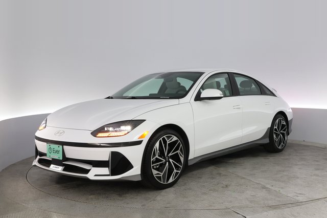 2024 Hyundai IONIQ 6 — VIN KMHM34AAXRA078134