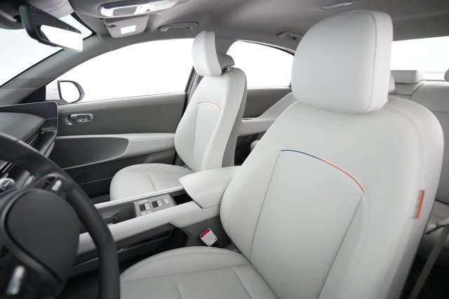 2024 Hyundai IONIQ 6 — photo 3 of 23