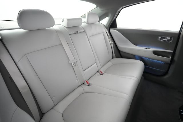 2024 Hyundai IONIQ 6 — photo 4 of 23