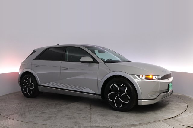 2024 Hyundai IONIQ 5 — photo 11 of 23