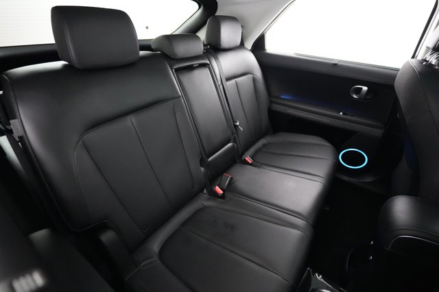 2024 Hyundai IONIQ 5 — photo 4 of 23
