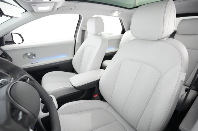 2024 Hyundai IONIQ 5 — photo 3 of 23