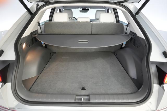 2024 Hyundai IONIQ 5 — photo 6 of 23