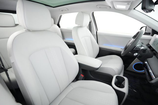 2024 Hyundai IONIQ 5 — photo 18 of 23