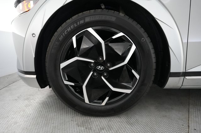 2024 Hyundai IONIQ 5 — photo 15 of 23