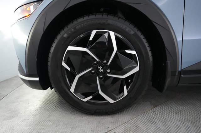 2024 Hyundai IONIQ 5 — photo 15 of 21