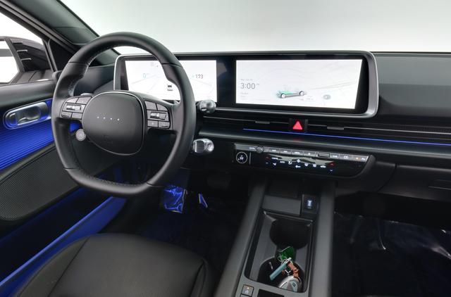 2024 Hyundai IONIQ 6 — photo 3 of 27