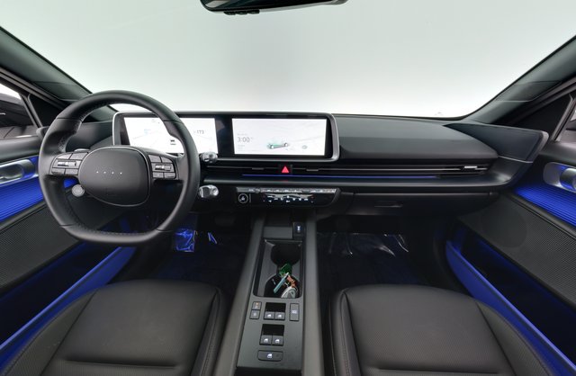 2024 Hyundai IONIQ 6 — photo 17 of 27