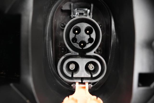 2023 Chevrolet Bolt EUV — photo 8 of 22