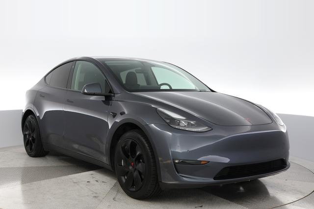 2022 Tesla Model Y — photo 9 of 24