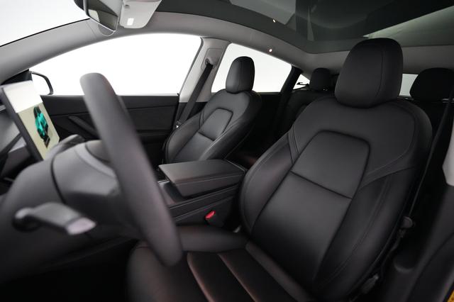 2022 Tesla Model Y — photo 3 of 24