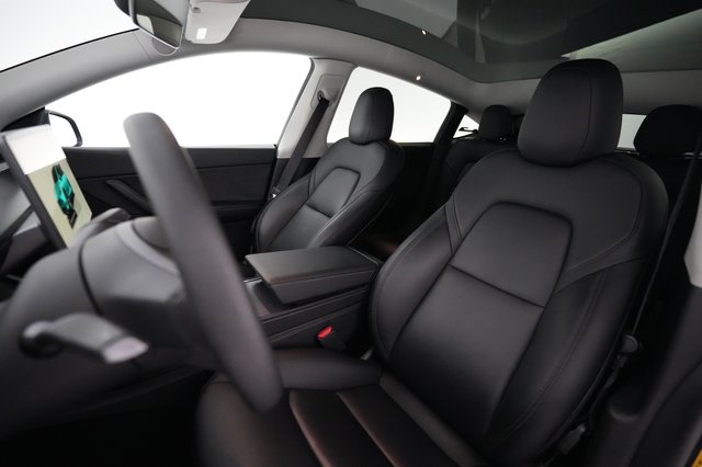 2022 Tesla Model Y — photo 3 of 24