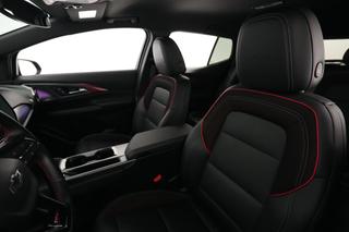 2024 Chevrolet Equinox EV — photo 3 of 20