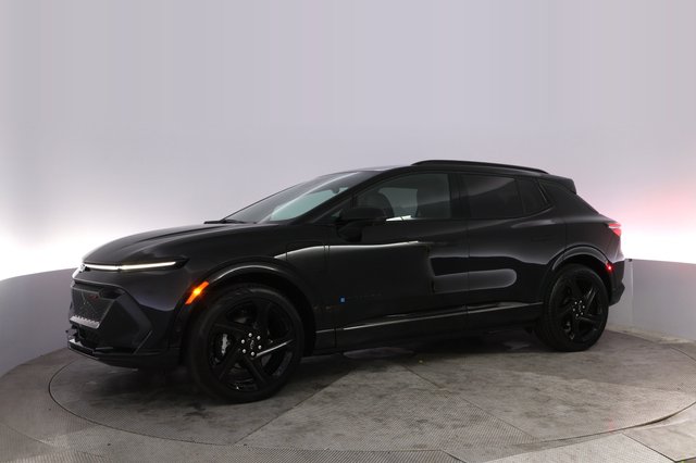 2024 Chevrolet Equinox EV — photo 14 of 20