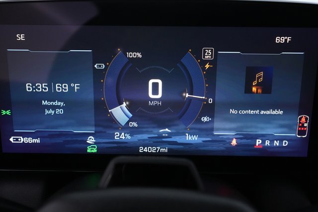 2024 Chevrolet Equinox EV — photo 5 of 20