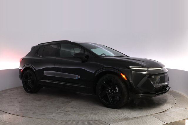 2024 Chevrolet Equinox EV — photo 11 of 20