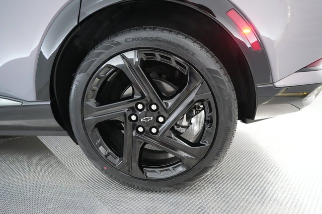2024 Chevrolet Equinox EV — photo 17 of 20