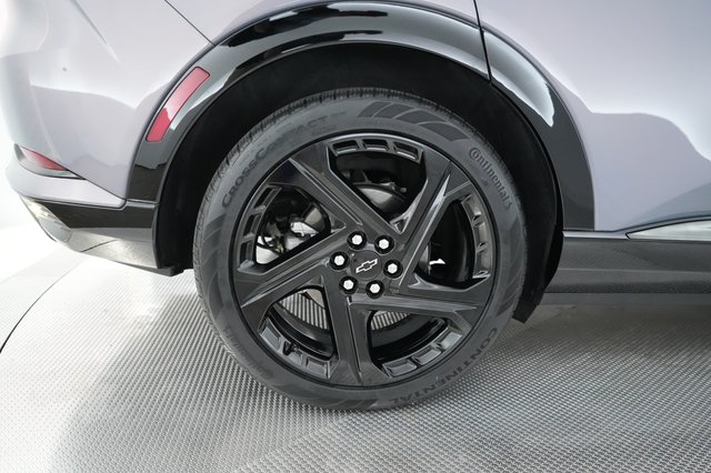 2024 Chevrolet Equinox EV — photo 7 of 20