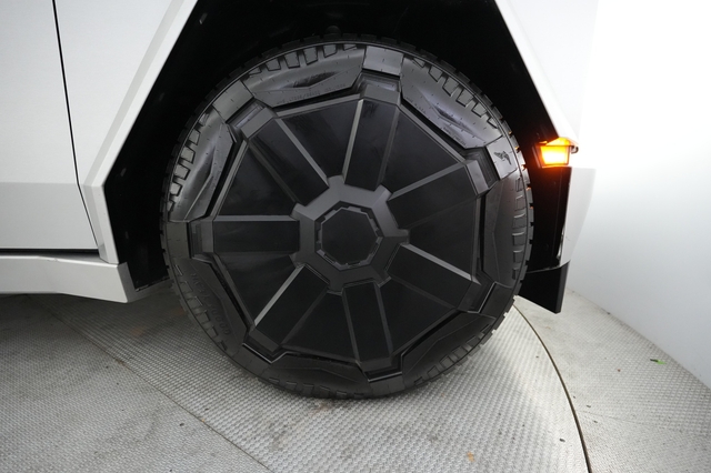 2024 Tesla Cybertruck