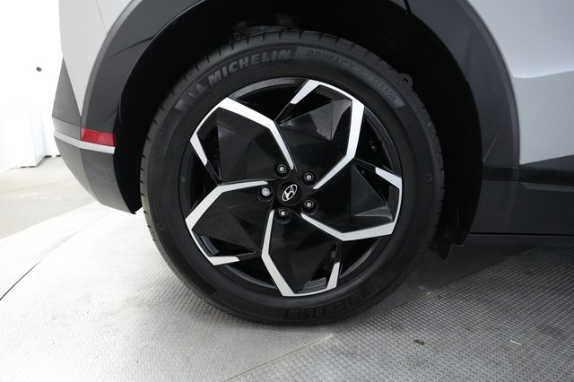 2024 Hyundai IONIQ 5 — photo 17 of 26