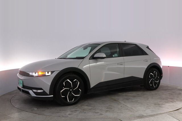 2024 Hyundai IONIQ 5 — photo 14 of 26
