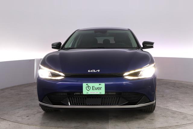 2024 Kia EV6 — photo 9 of 21