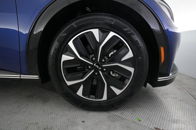 2024 Kia EV6 — photo 16 of 21