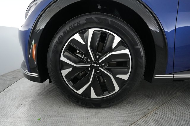 2024 Kia EV6 — photo 15 of 21