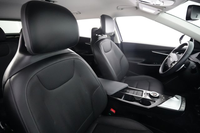 2024 Kia EV6 — photo 18 of 21